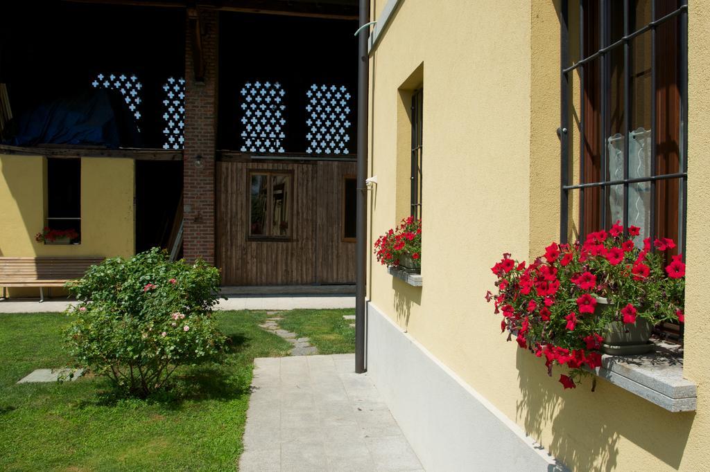 مبيت وإفطار Vittuone Cascina Delle Mele المظهر الخارجي الصورة